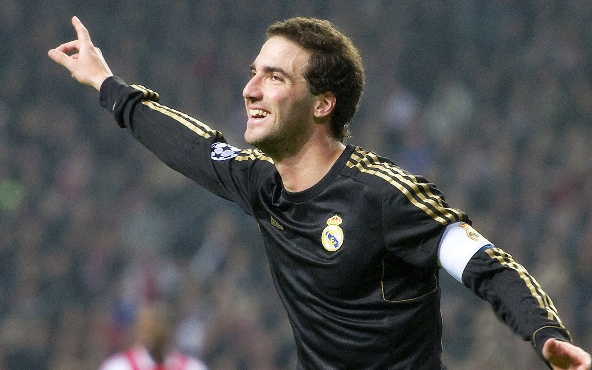 中超球队引援动态备受关注,中超新援